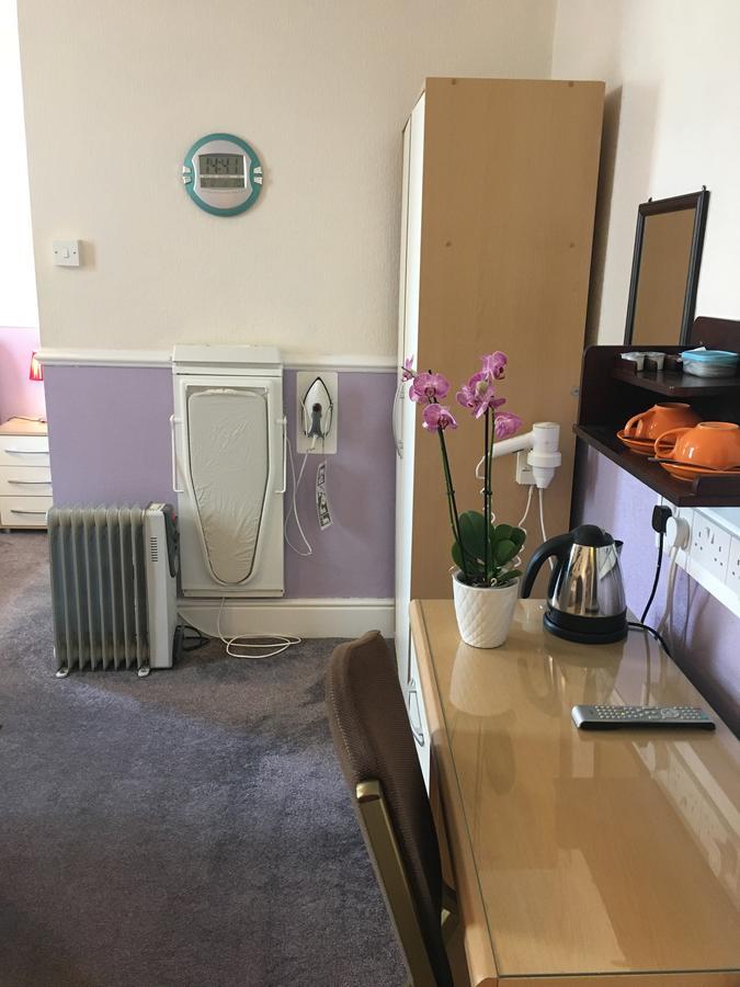 Adelphi Guest House ダグラス エクステリア 写真